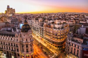 Lee más sobre el artículo Agencias de Viajes en Madrid Baratas: Descubre las Mejores Opciones para tus Vacaciones