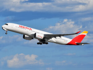 Lee más sobre el artículo Beneficios y experiencia de volar en Iberia: descúbrelo aquí