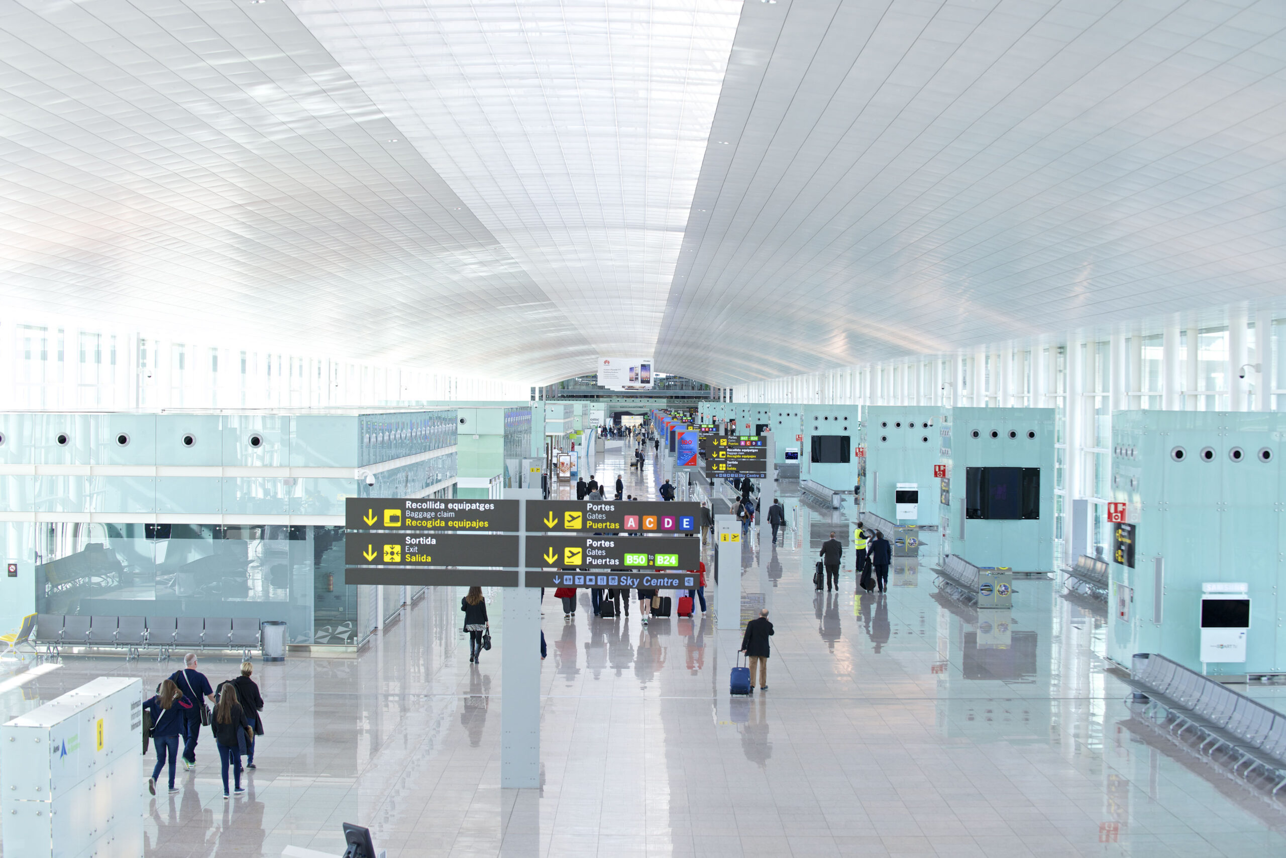 En este momento estás viendo Descubre qué aeropuerto de Barcelona utiliza Vueling para sus vuelos