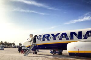 Lee más sobre el artículo Cómo añadir equipaje en vuelo Ryanair: consejos y recomendaciones
