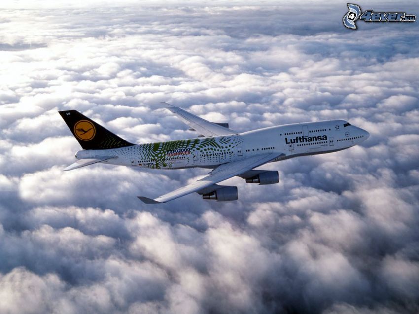 Avión de Lufthansa volando